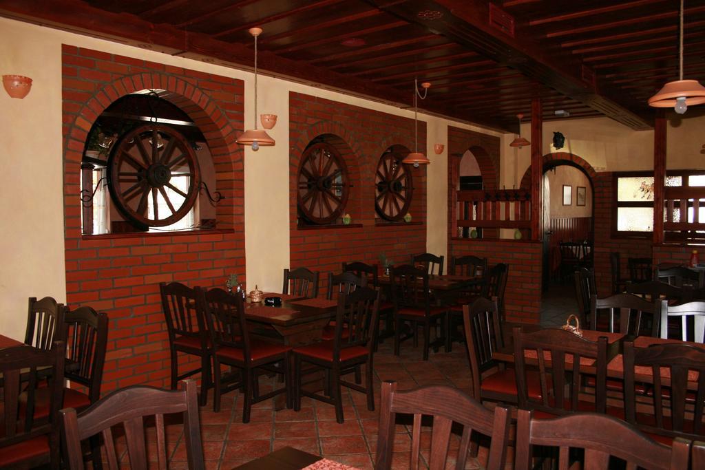 Guest House Klub Kovac Naklo Exterior photo
